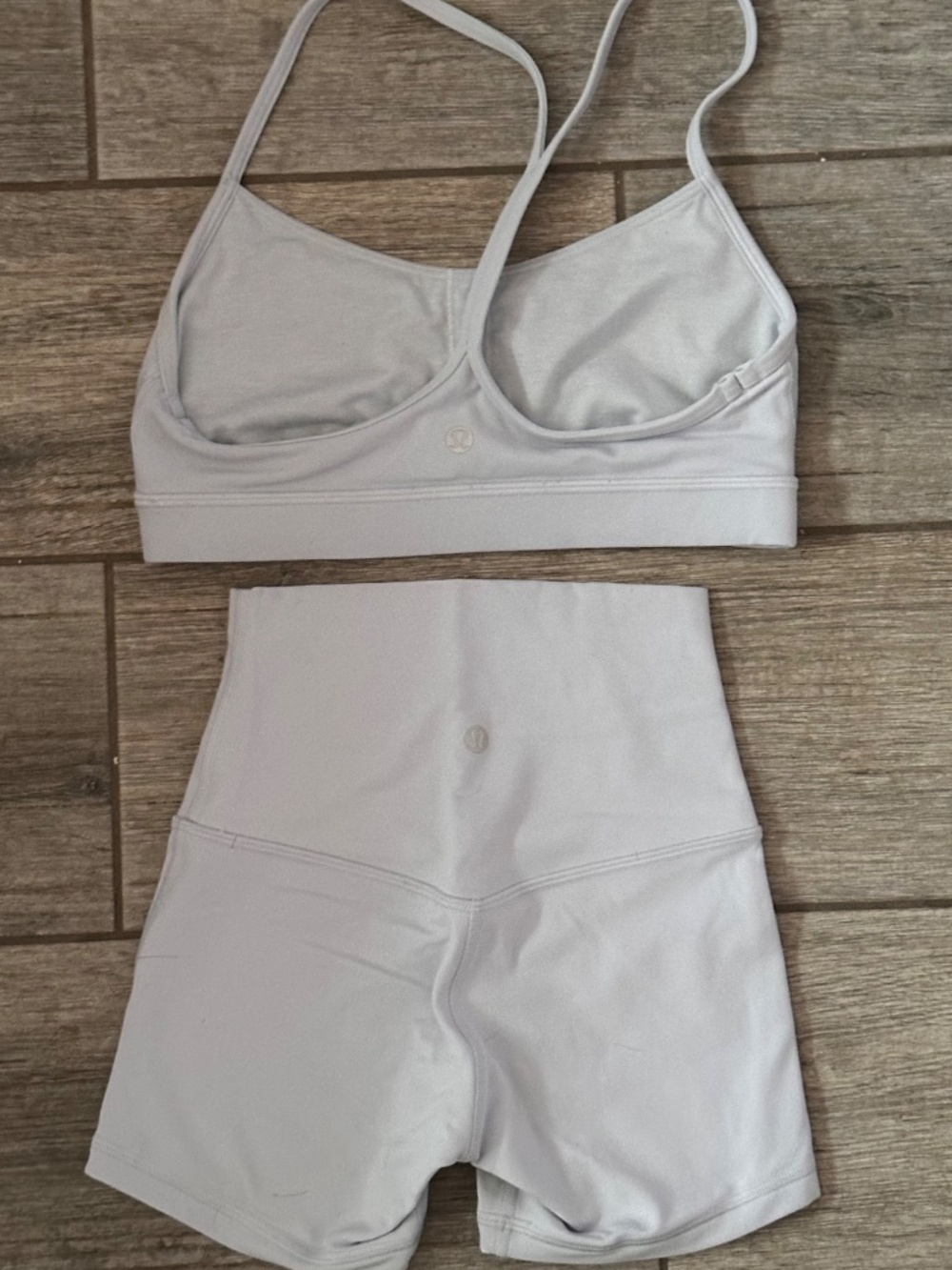 Lululemon Starch Blue Flow Y Bra and Align Shorts 4" - Picture 4 of 5